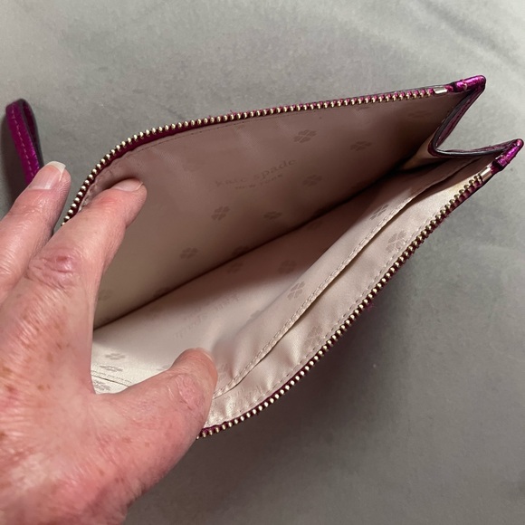 Kate Spade Metallic Pink Wristlet / Card Holder - EUC - Picture 5 of 6